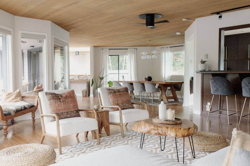 Living and Dining area