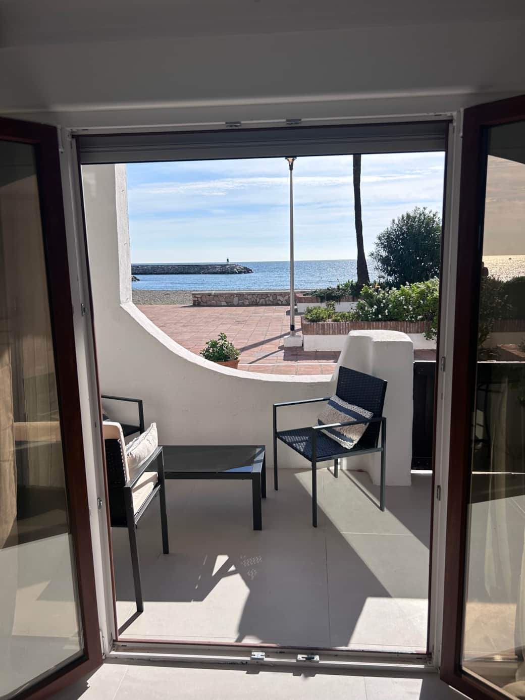 Modern 2 bedroom beach front La Duquesa Apartment in Puerto de la