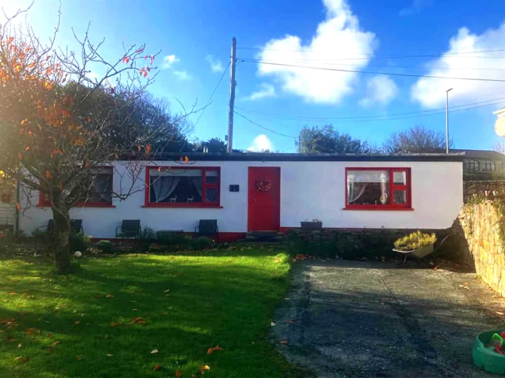 Potters cottage front