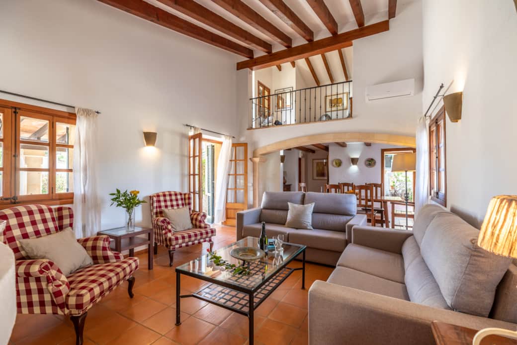 Salon Xaloc Rentals Pollensa Salon Xaloc Rentals Pollensa