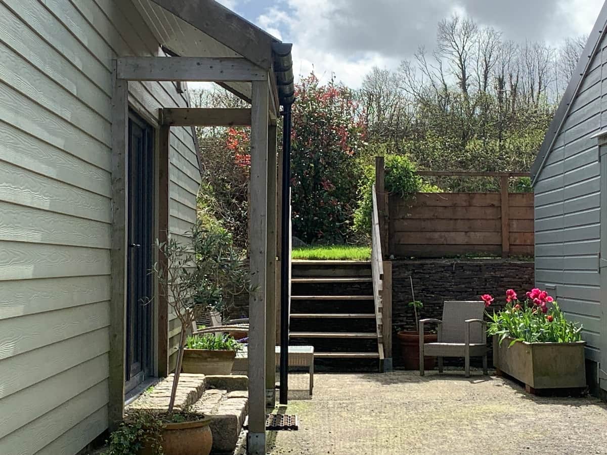 Entrance to Field View and steps to private garden. 
