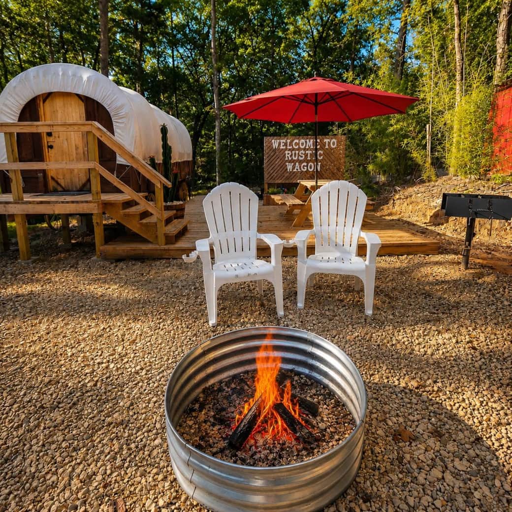 Firepit and Charcoal Grill - We do NOT provide firewood or charcoal Firepit and Charcoal Grill - We do NOT provide firewood or charcoal