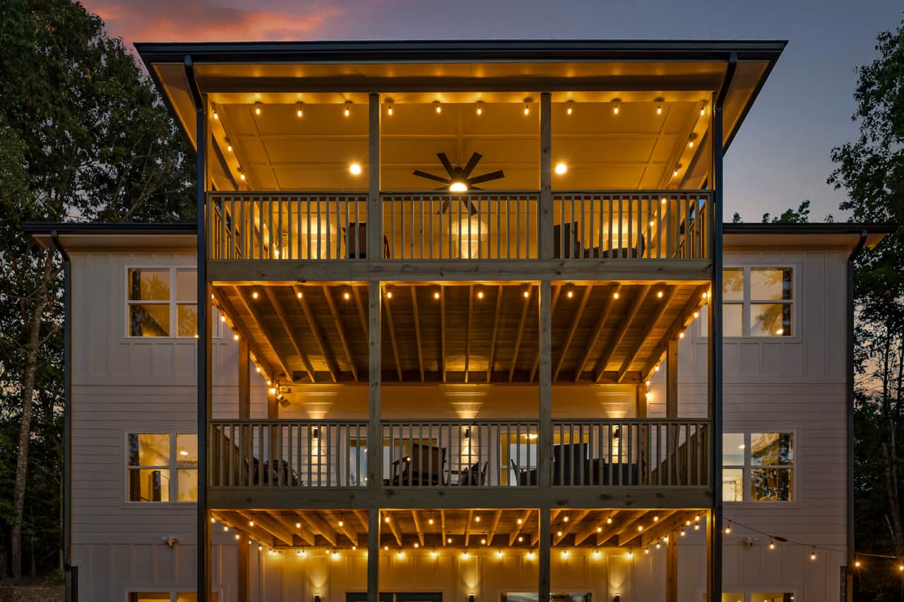 You are renting both of these top two floors of this home 2