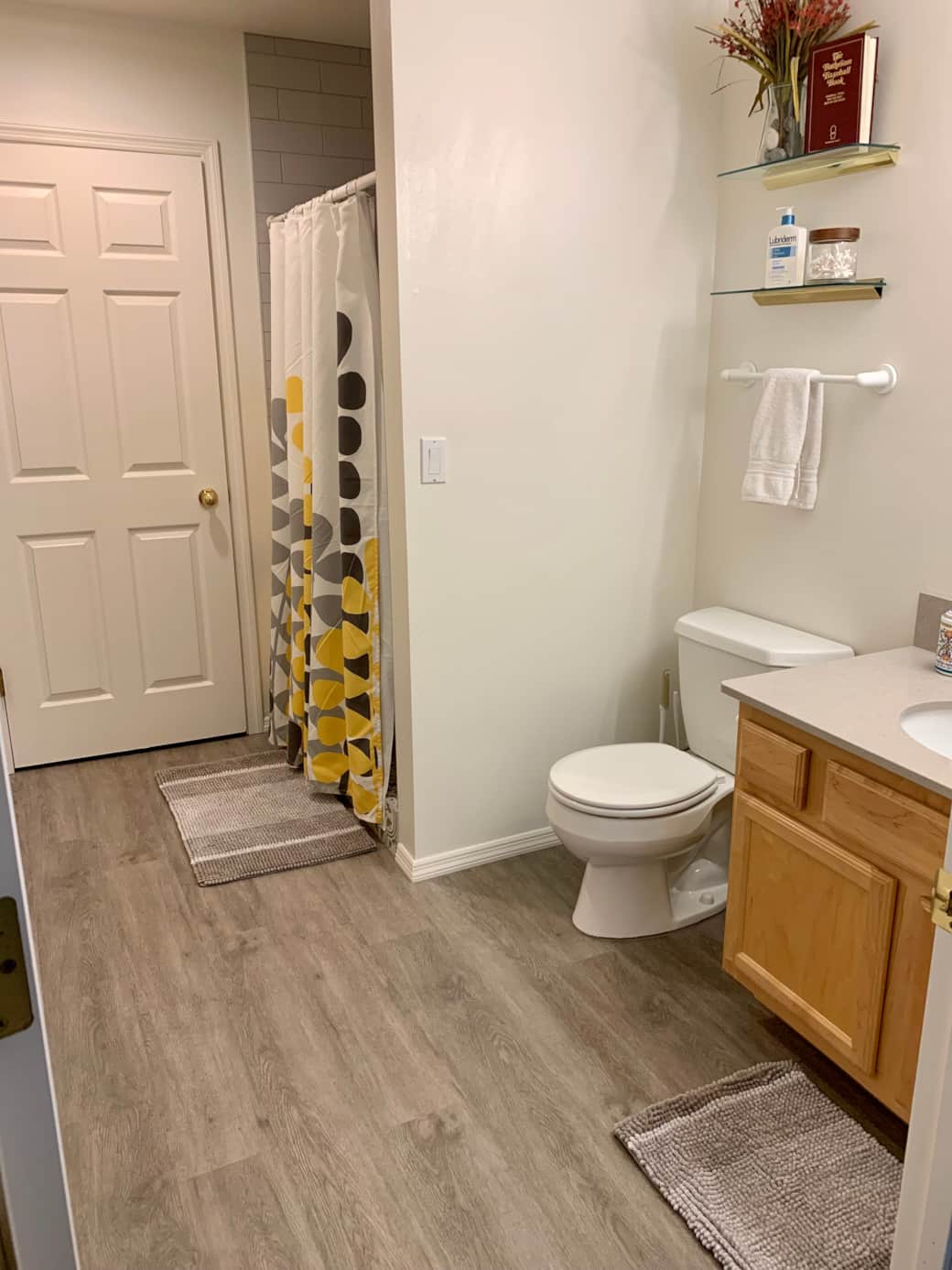 Spacious bathroom with walk in shower