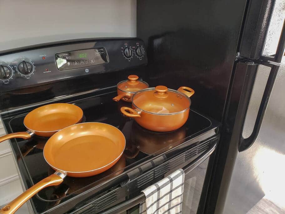 Pans are ceramic coated