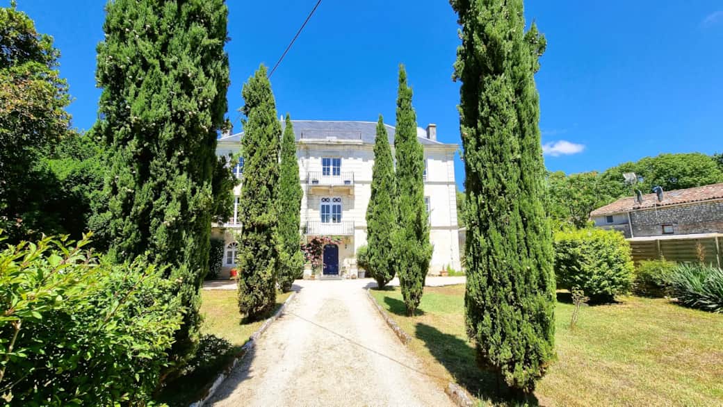 Chateau-rochebonne-exterieur (3) Chateau-rochebonne-exterieur (3)