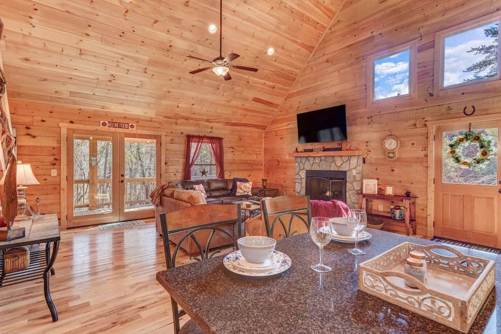 Bella Cabina View of Living/Great Room from Kitchen