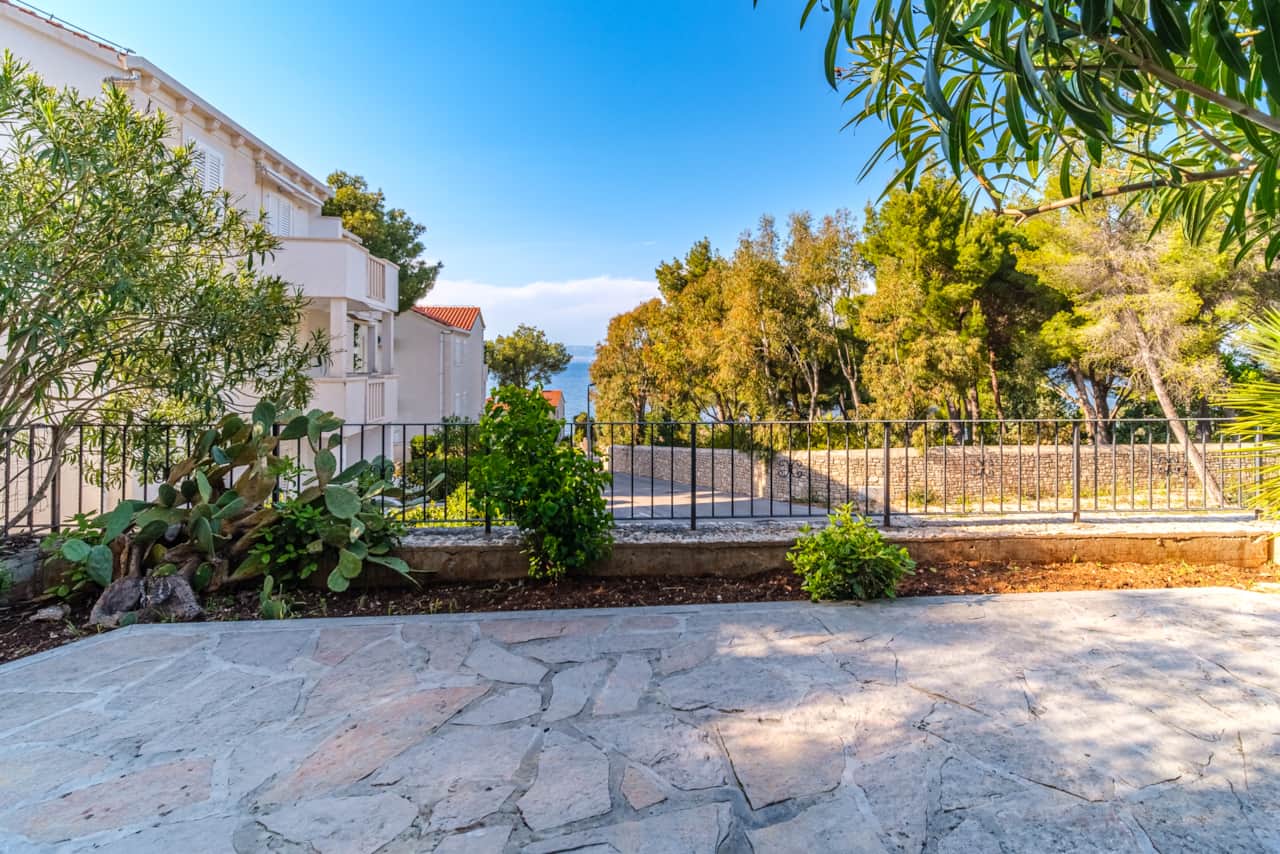 Apartment Elmira Sutivan Croatia Charme Holidays rentals