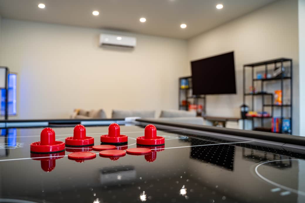 Air Hockey! Air Hockey!