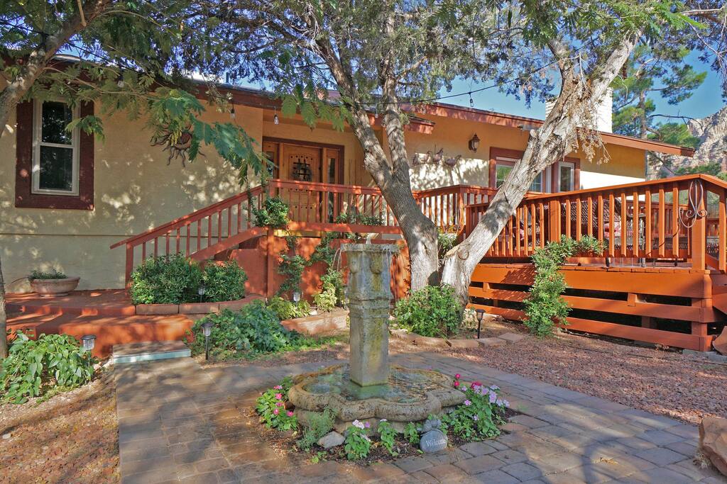 Quail Hollow Retreat - Photo 3