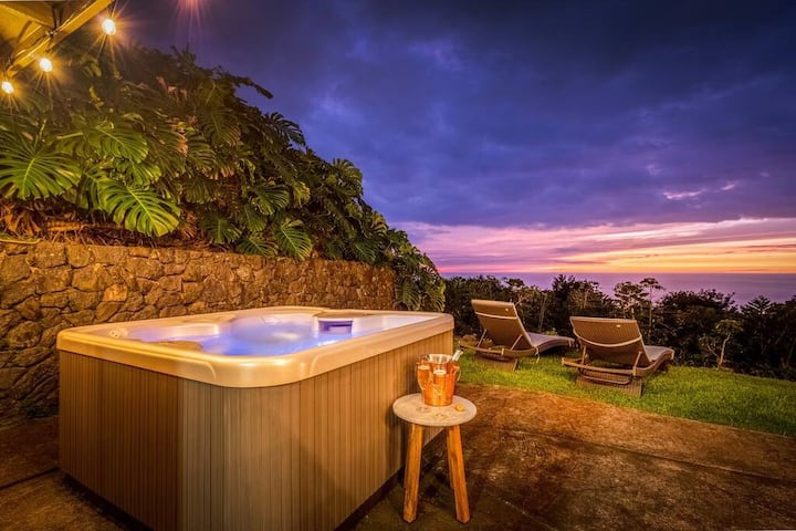 Holualoa Sanctuary Hot Tub, Ocean Views, A/C 12 Min to Beach