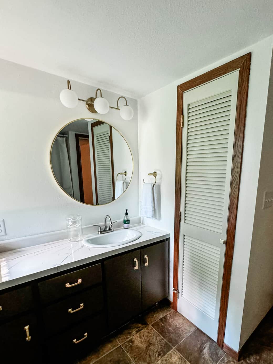 Main floor bath