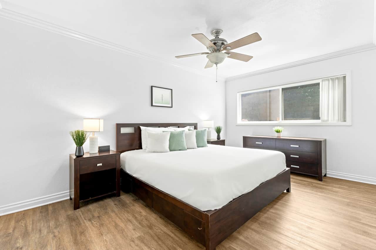 Bedroom #1 - King bed - Bedside Tables.