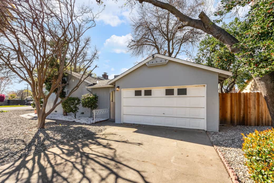 5 web or mls 1600 meadow rd