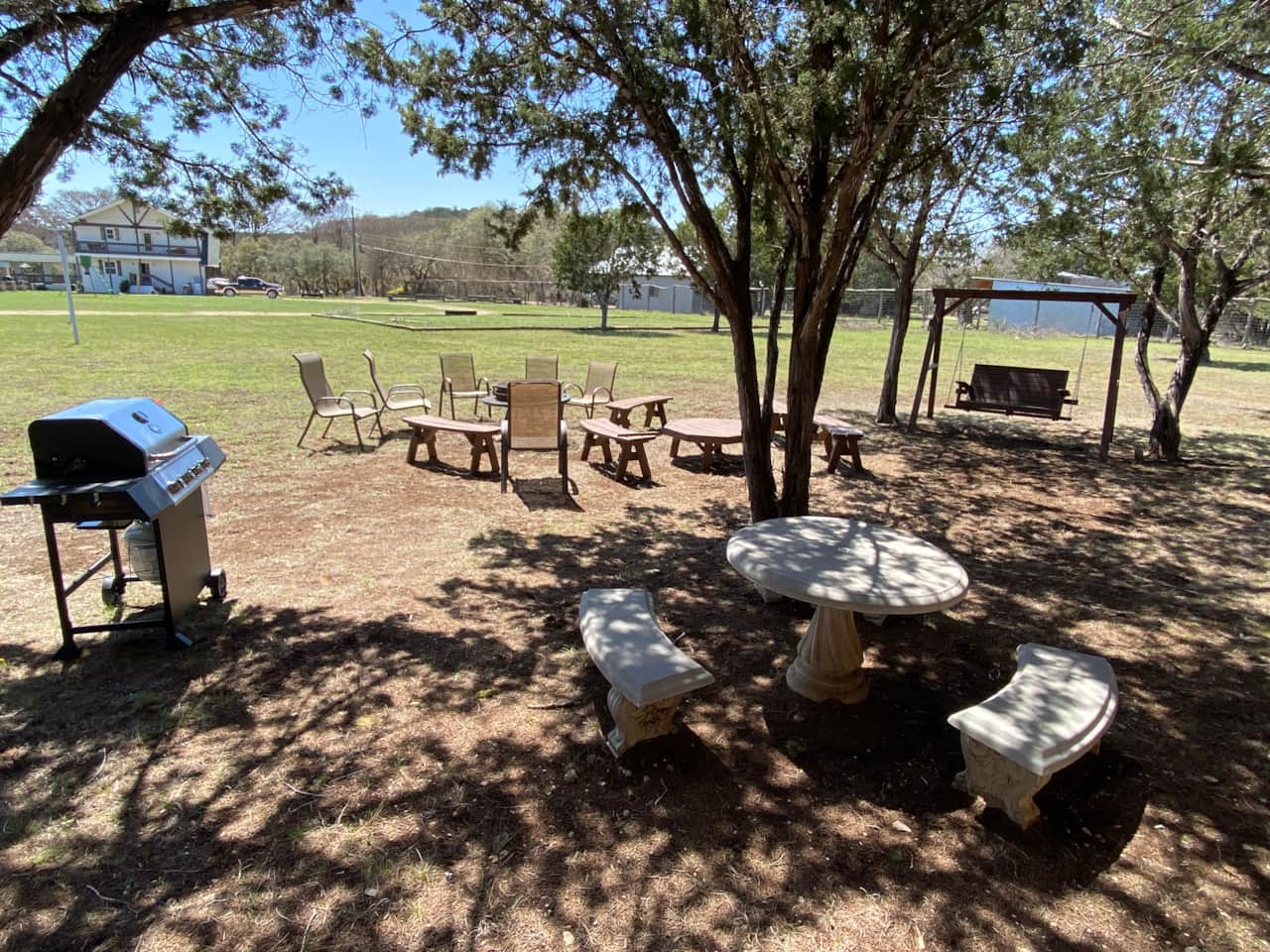 Secluded 3/2 Unit - Gas Grill & Fire Pit