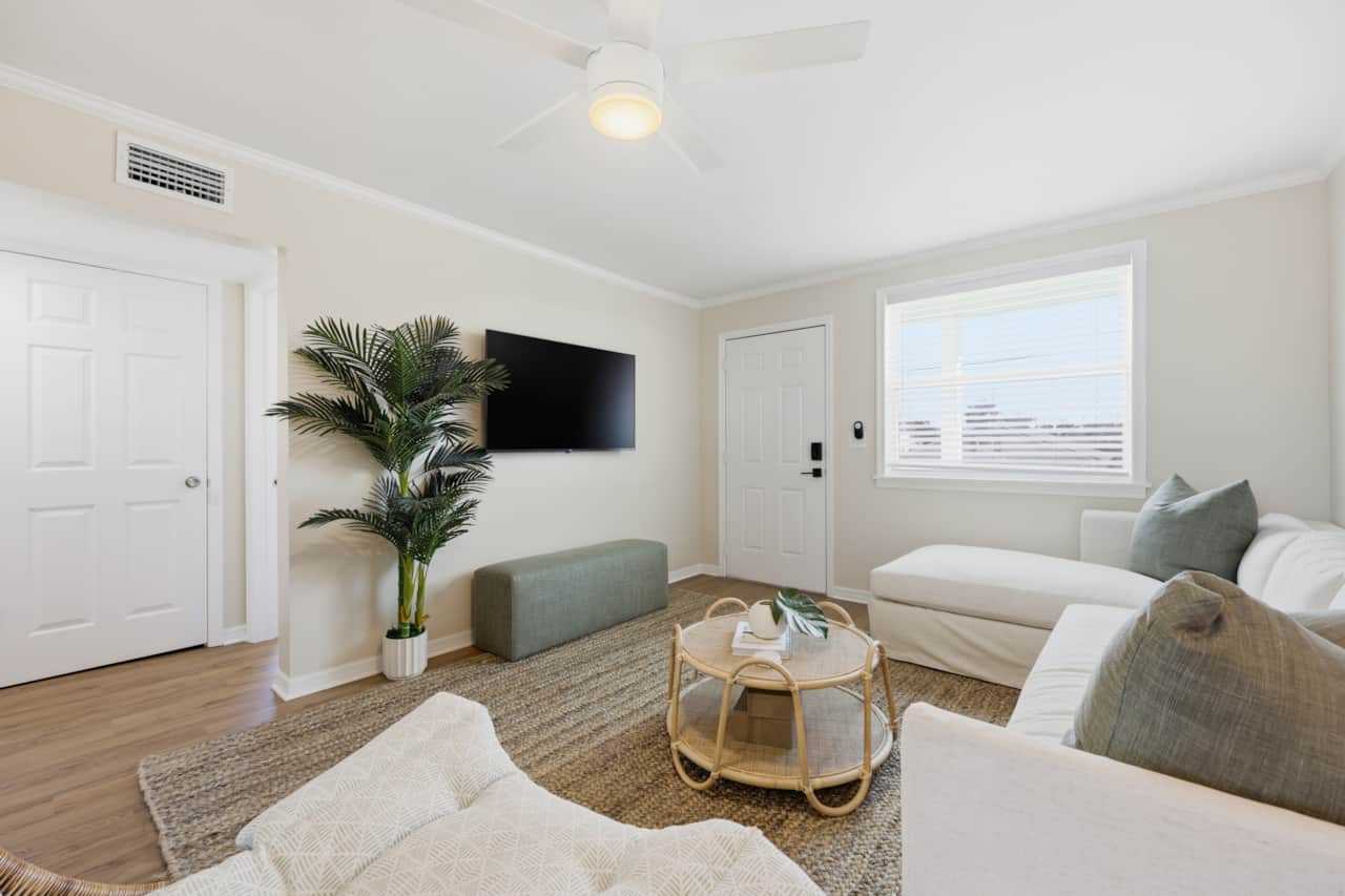 Plenty of room to relax, read, watch tv or play board games