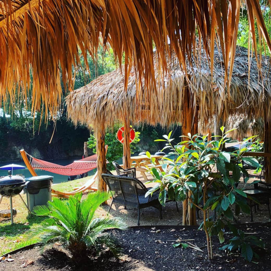  5 Son's River Ranch Glamping Cabin w/ 2 Queen Beds Vacation Home