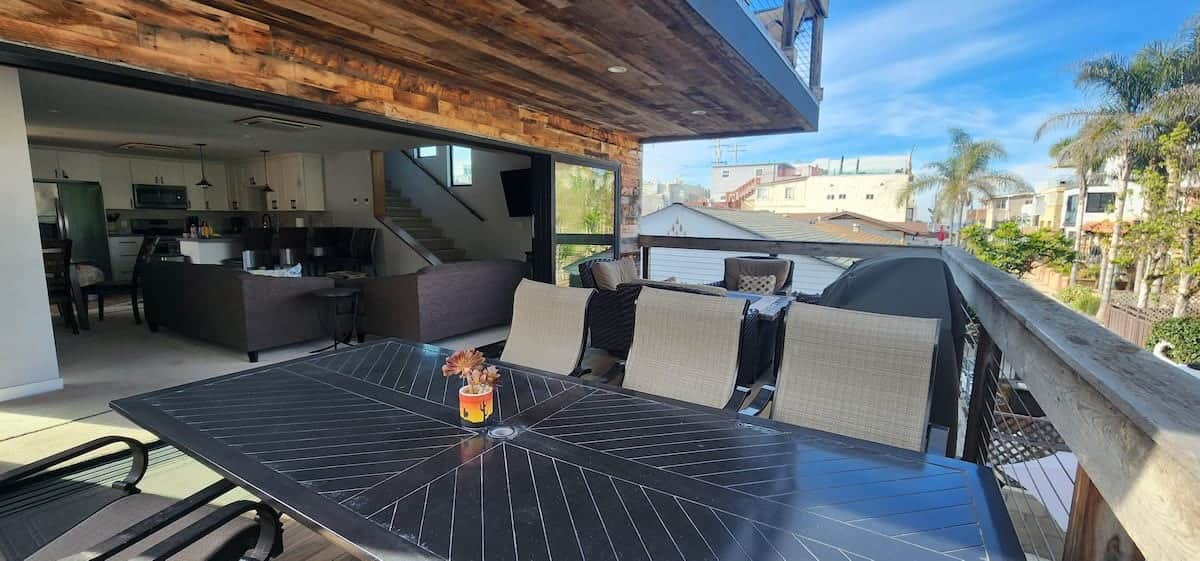 Outdoor Dining Area - Access from Living Room