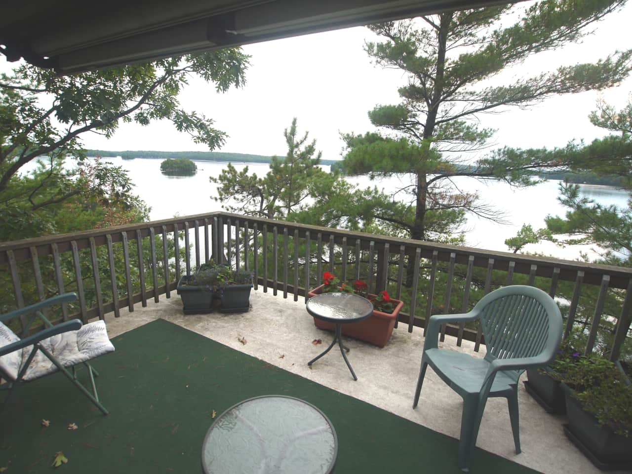 Devil Lake Beach Retreat!