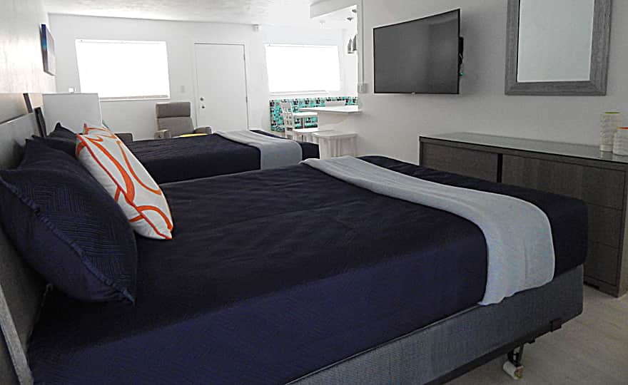 Unit #3 Exquisite Luxury at the Continental Inn