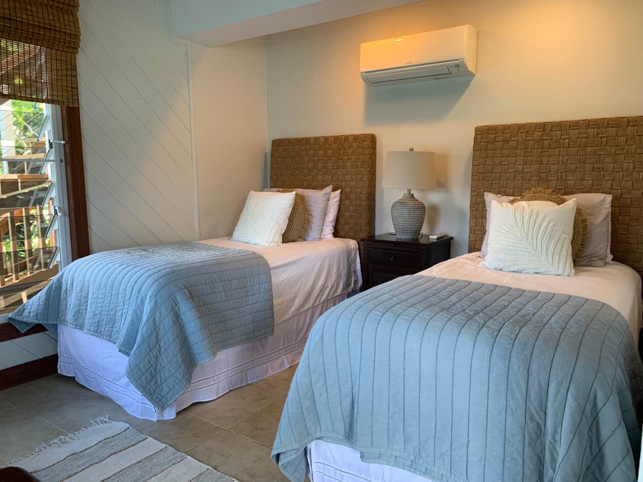 Bedroom number 1 downstairs can be set up as 2 twins or 1 king