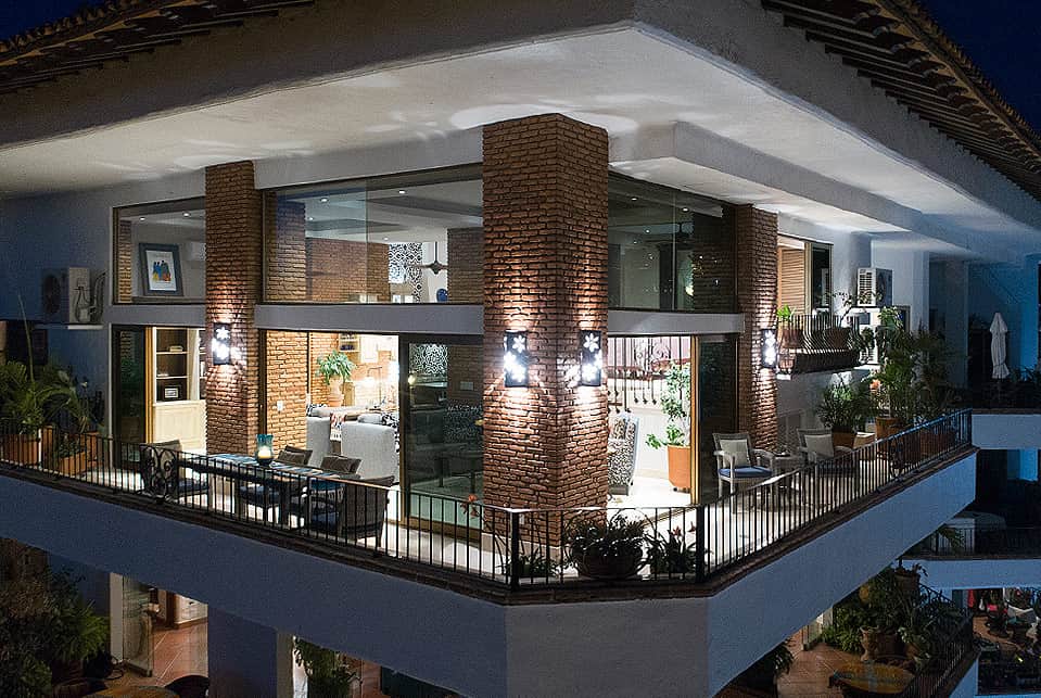 Corner Balcony