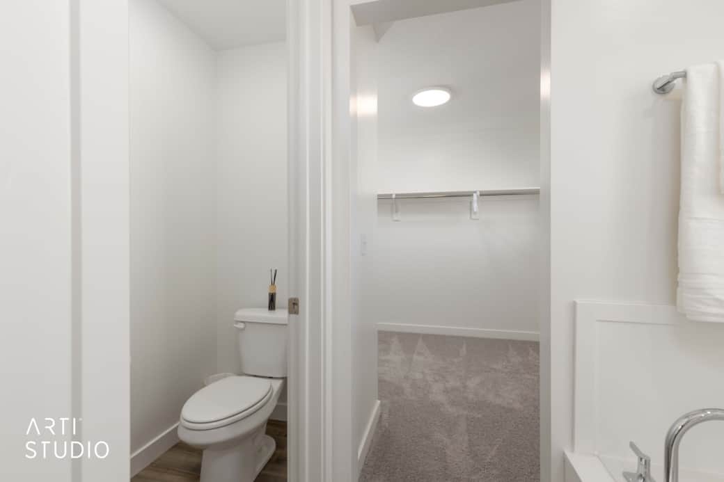 679 W 1100 S_V Raghavan29_Web 679 W 1100 S_V Raghavan29_Web