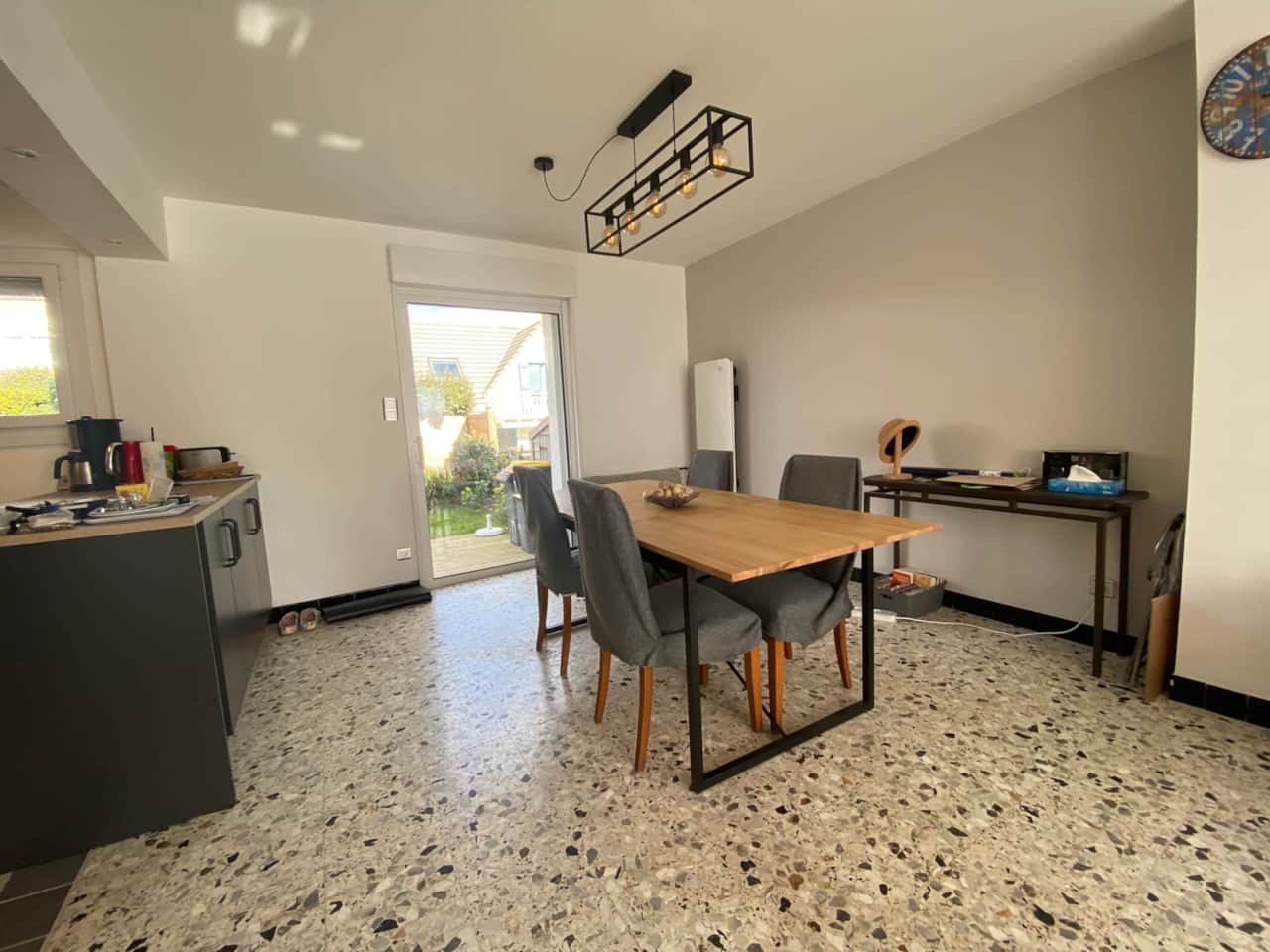 Salle à manger vue jardin