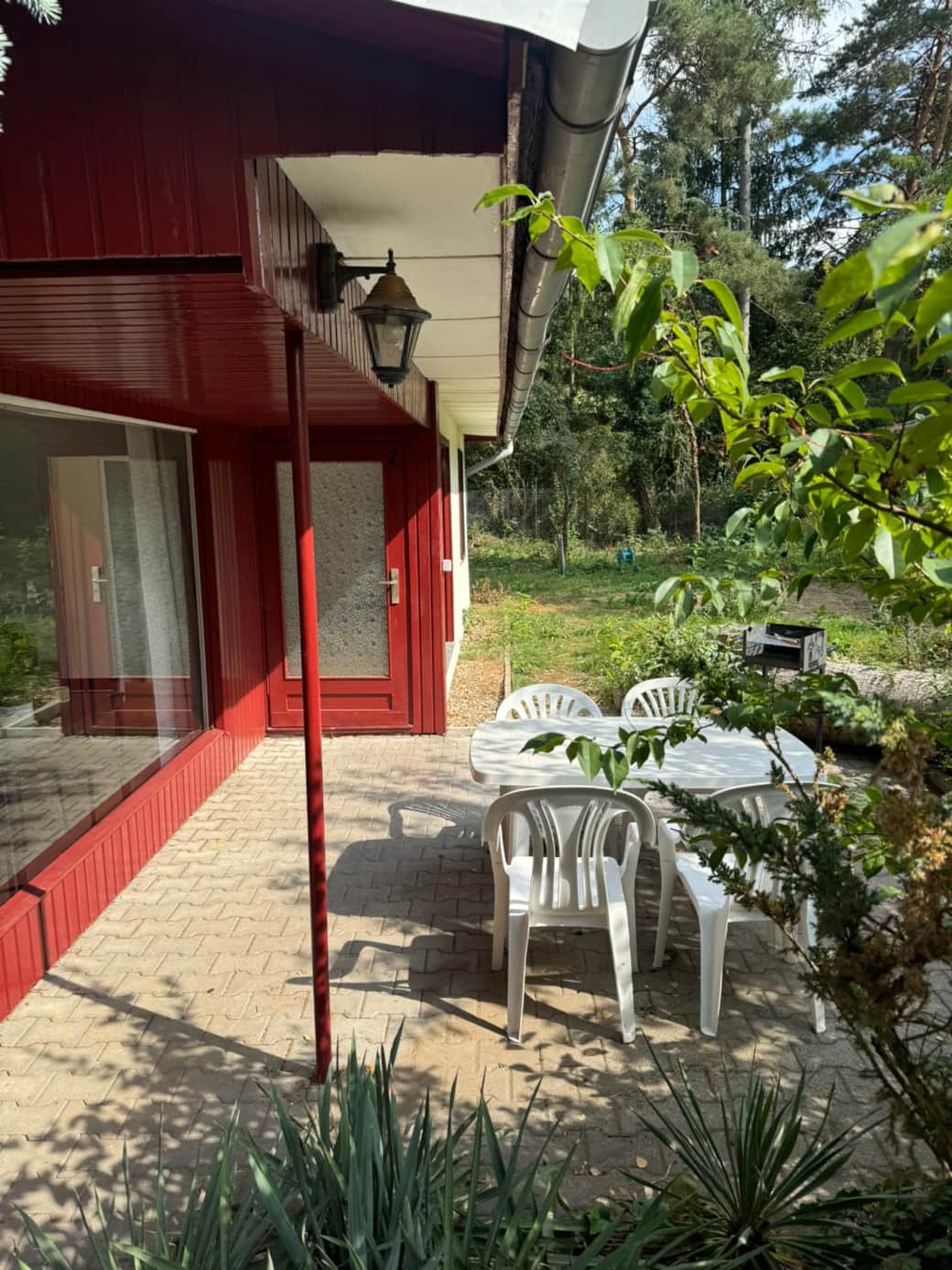 Aussenterasse des Bungalows