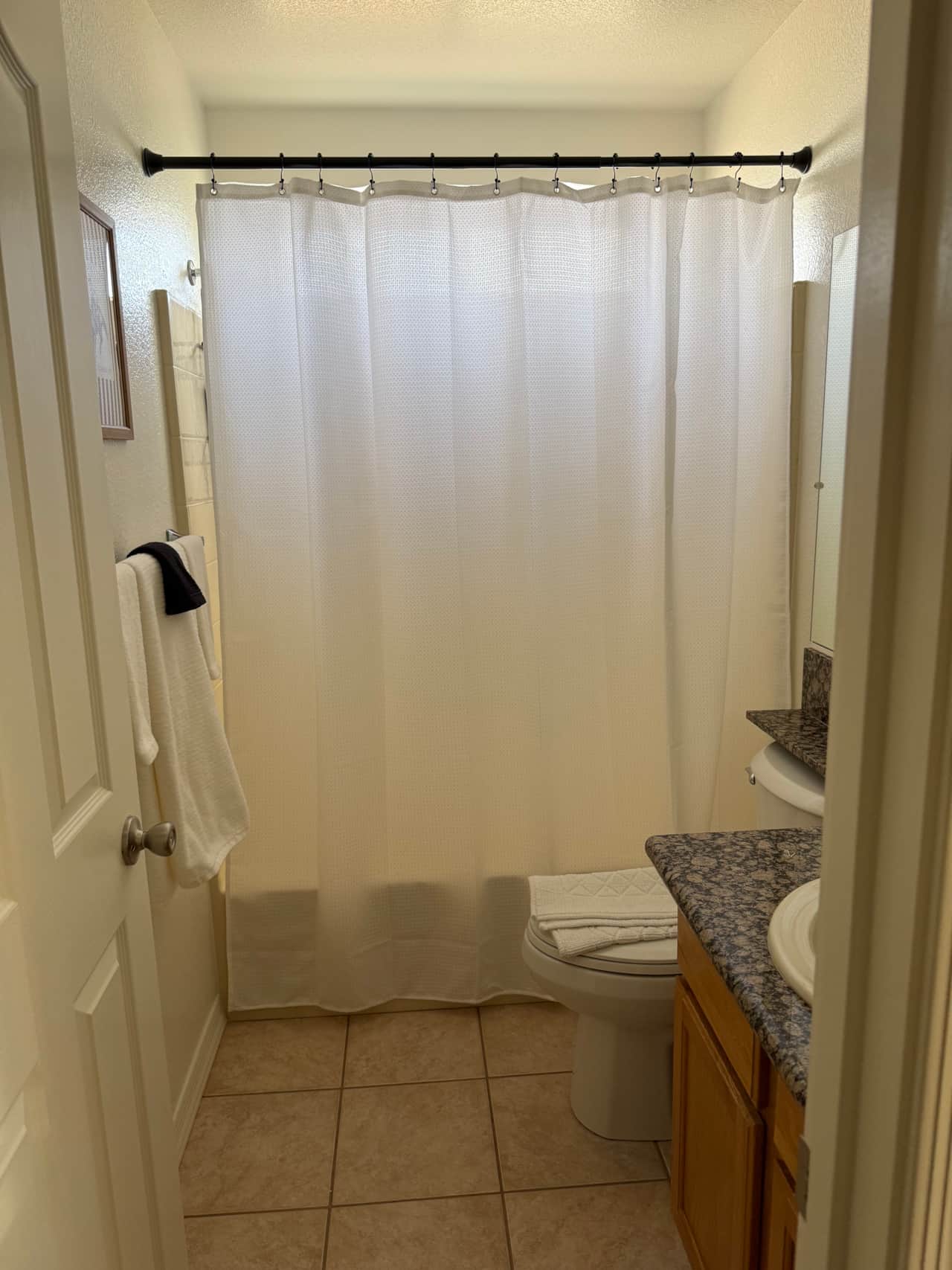 Main bath.jpeg