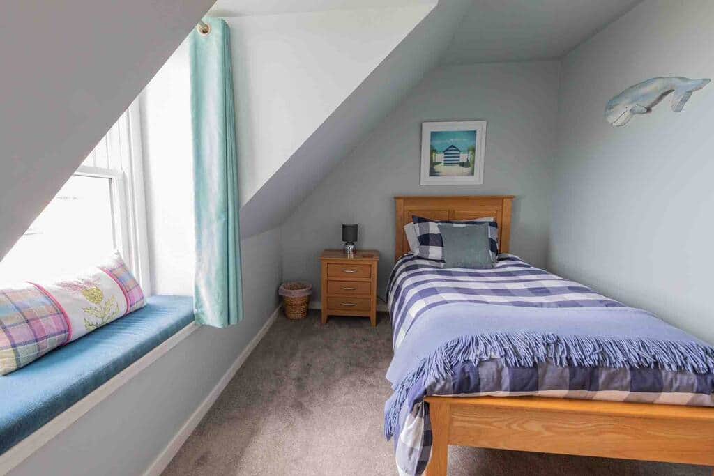 Single Bedroom
