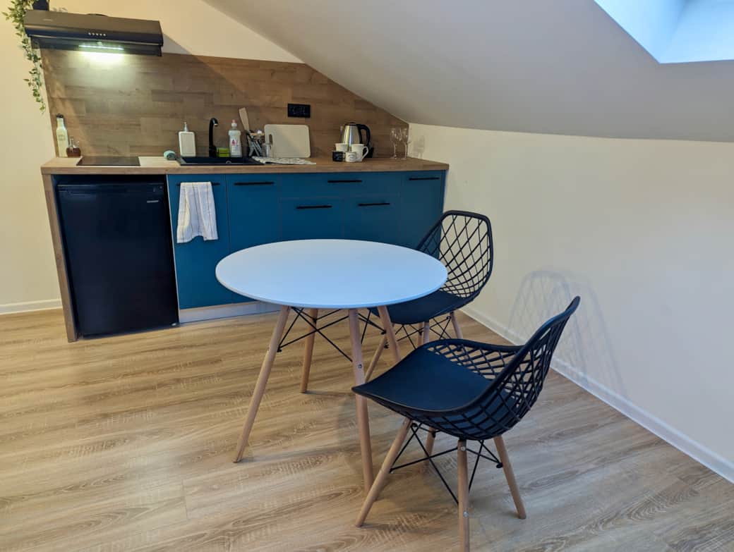 Private kitchen fully equipped.