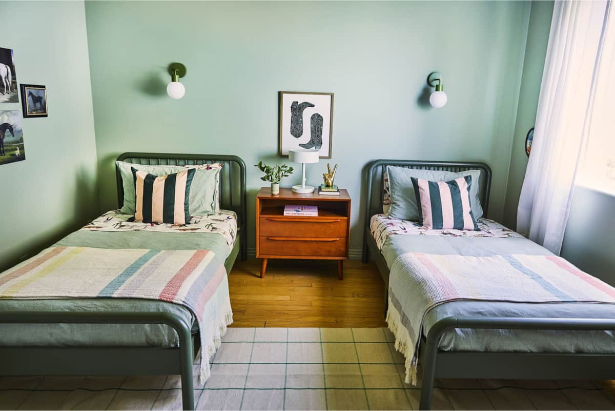 Two twin beds in the Ocean Twin Room upstairs
