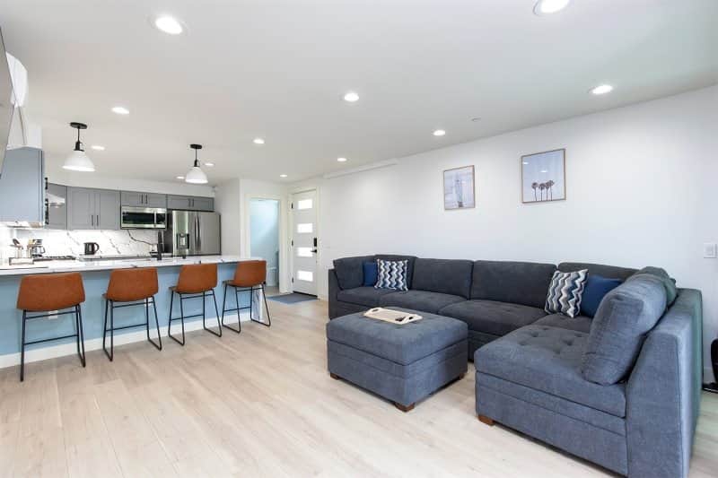 Living Room/ Dining Room