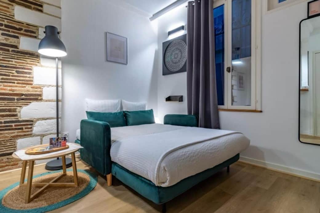 6305c337 7aa9 4725 82c3 5998d18ee9cb