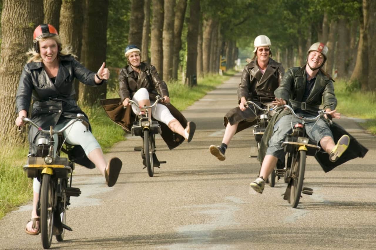 Solex rijden bij Het Drents Kwartiertje