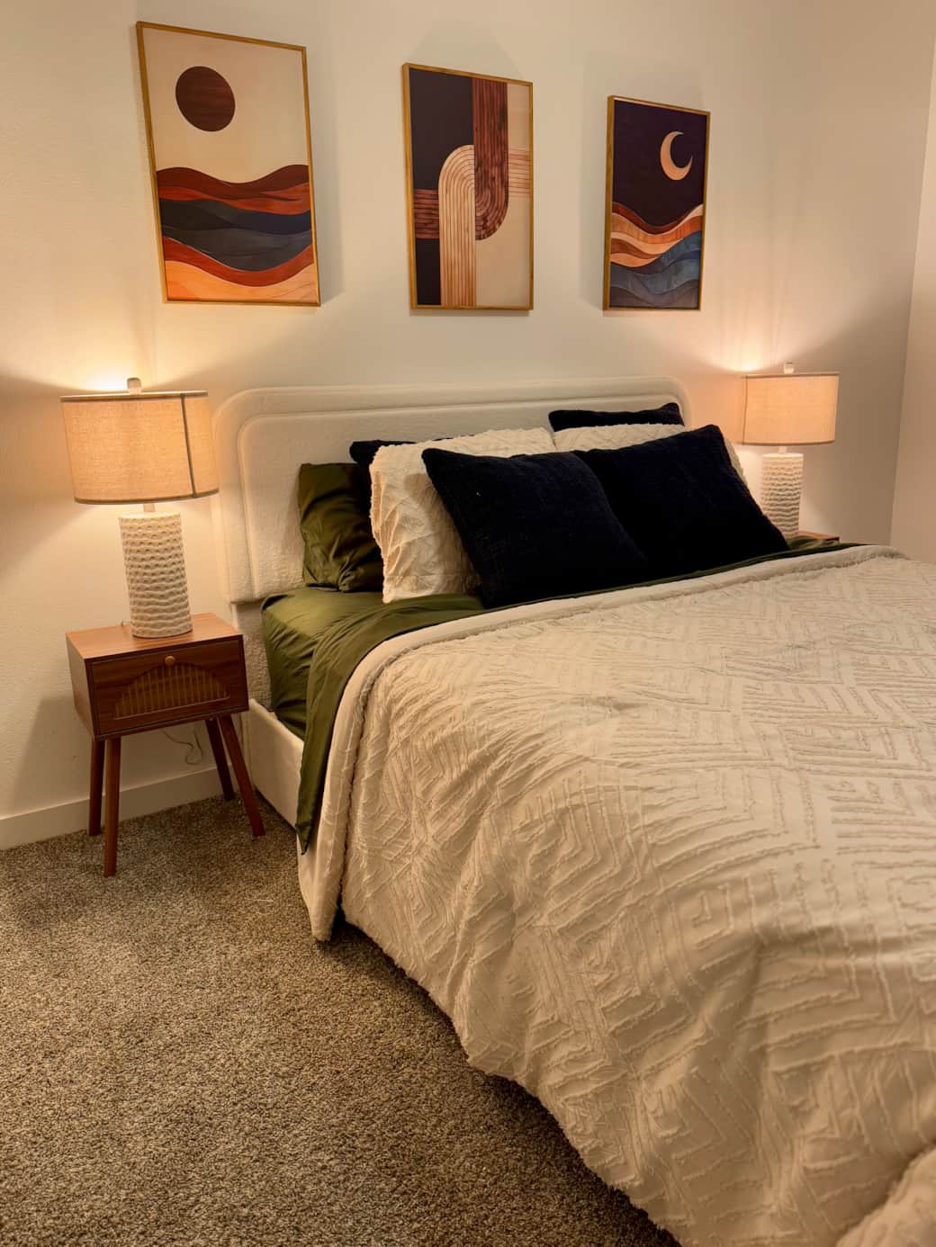 Queen Bed 3 Queen Bed 3