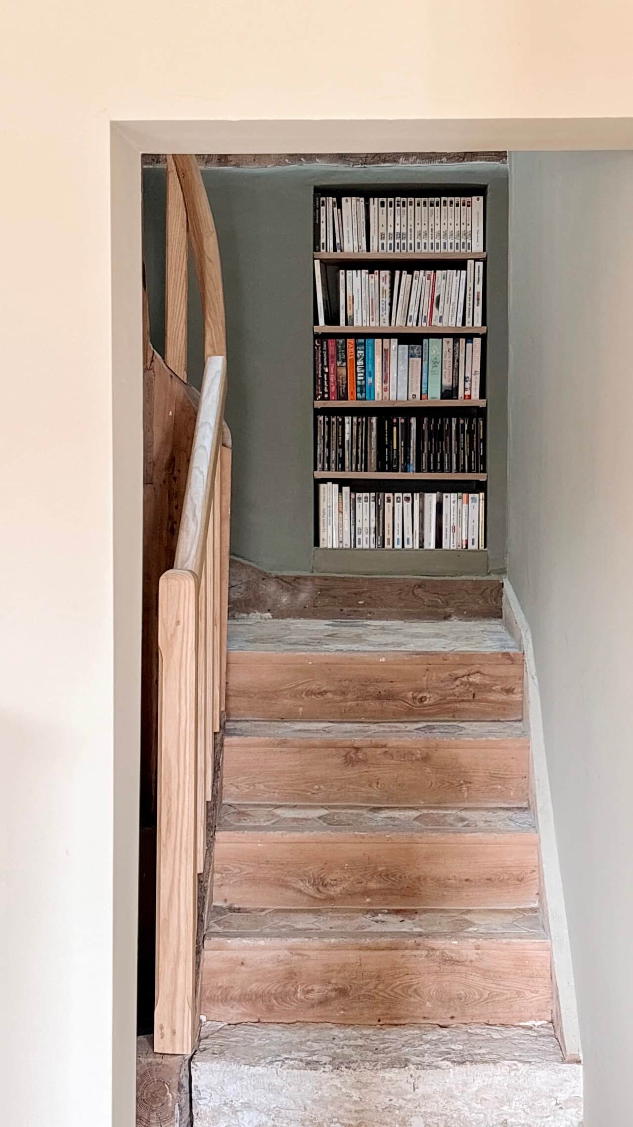 Escalier & Bibliothèque - Maison Parenthèse
