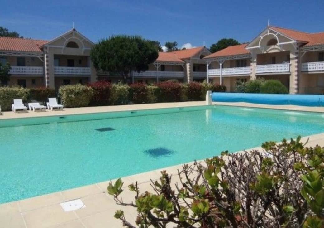 Piscine de la résidence