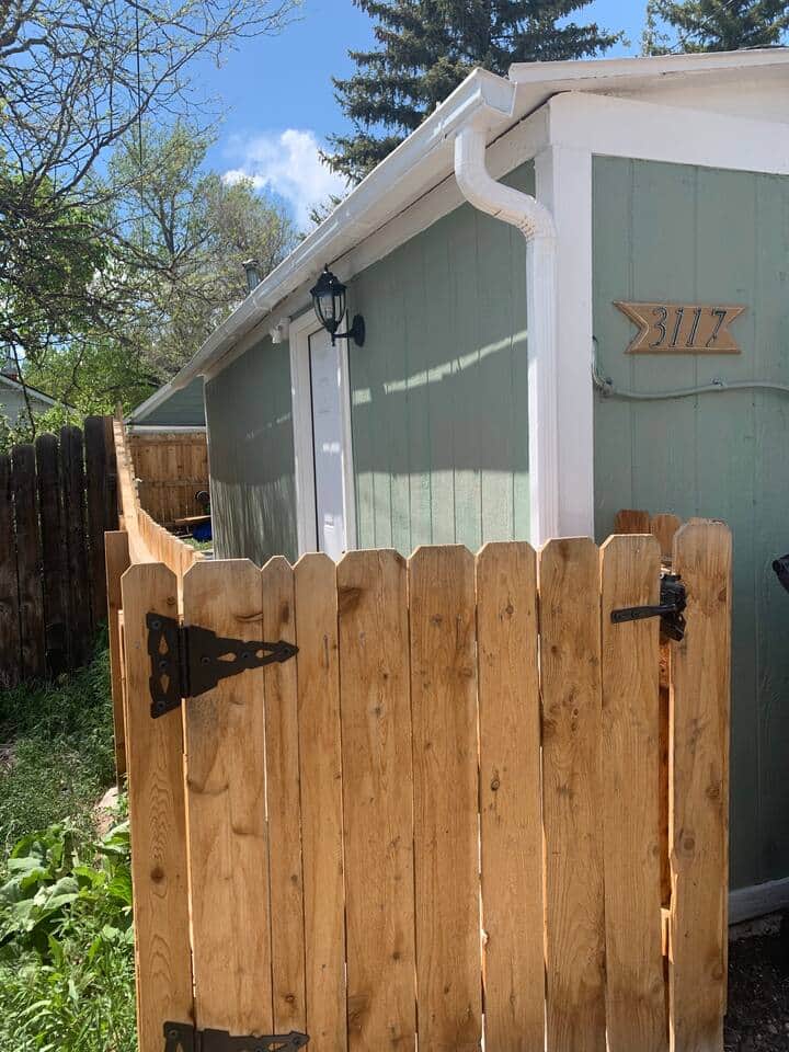 Front gate and easily read address. Go through alley to park your car in your spot. 2 spots available. Front gate and easily read address. Go through alley to park your car in your spot. 2 spots available.