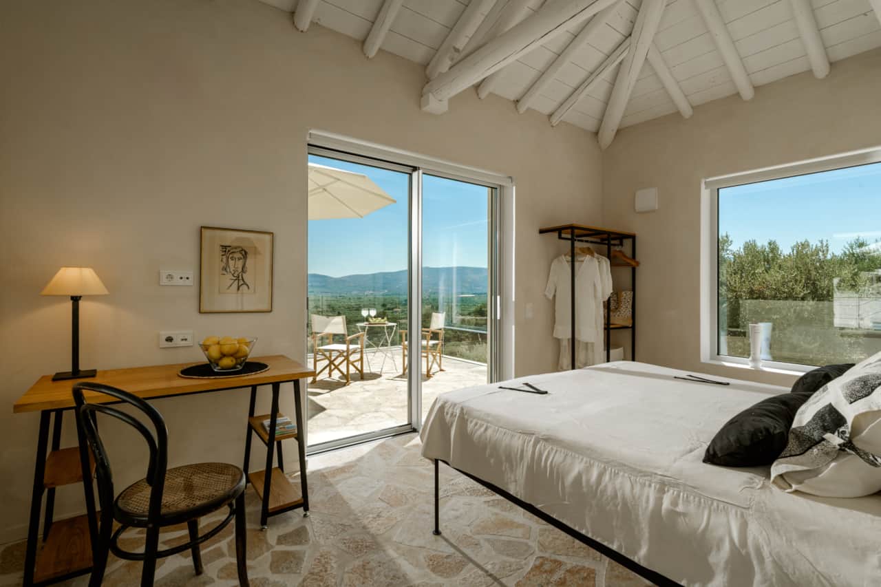 VILLA TWO, Studio