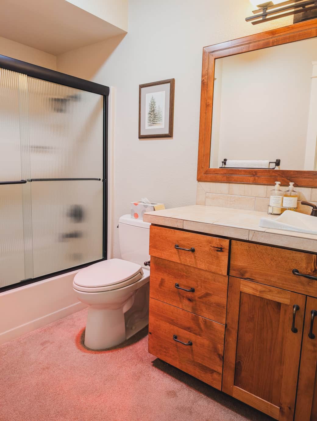 1st Floor Master Bathroom