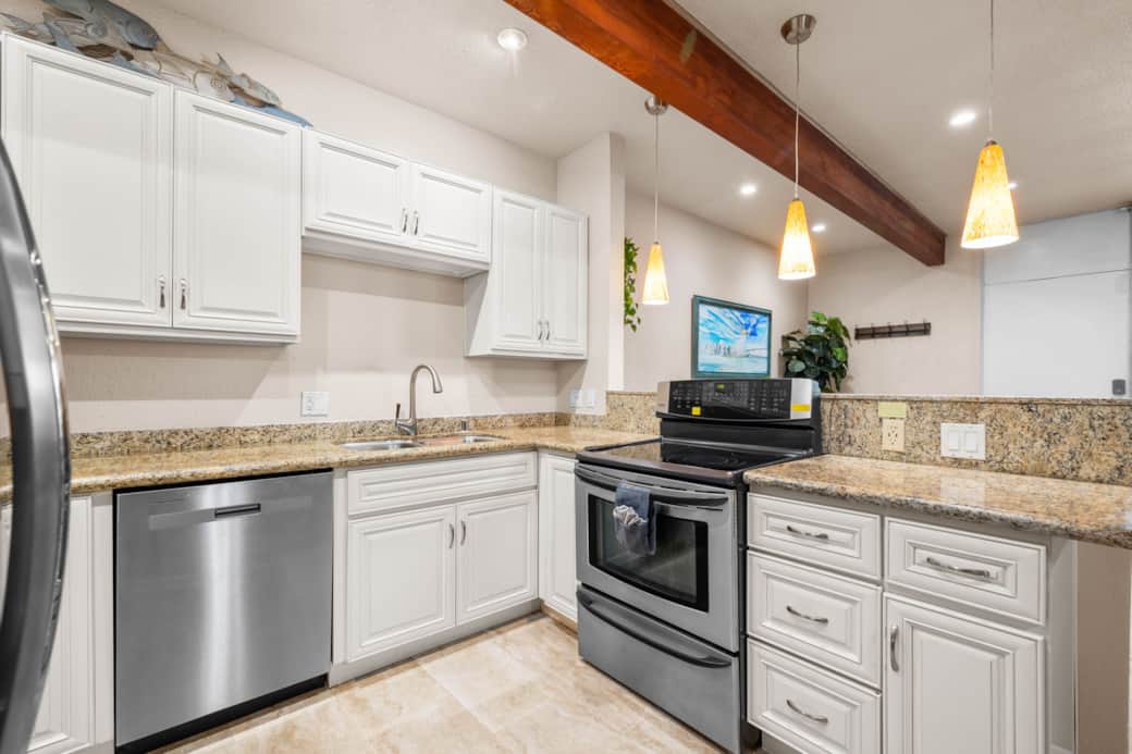 Fully Equipped Kitchen Fully Equipped Kitchen