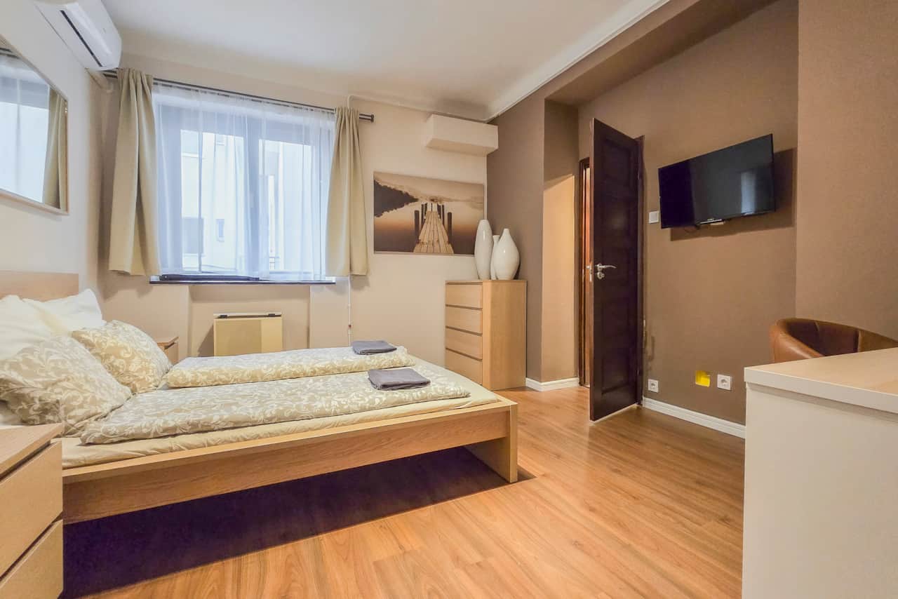 Bedroom2