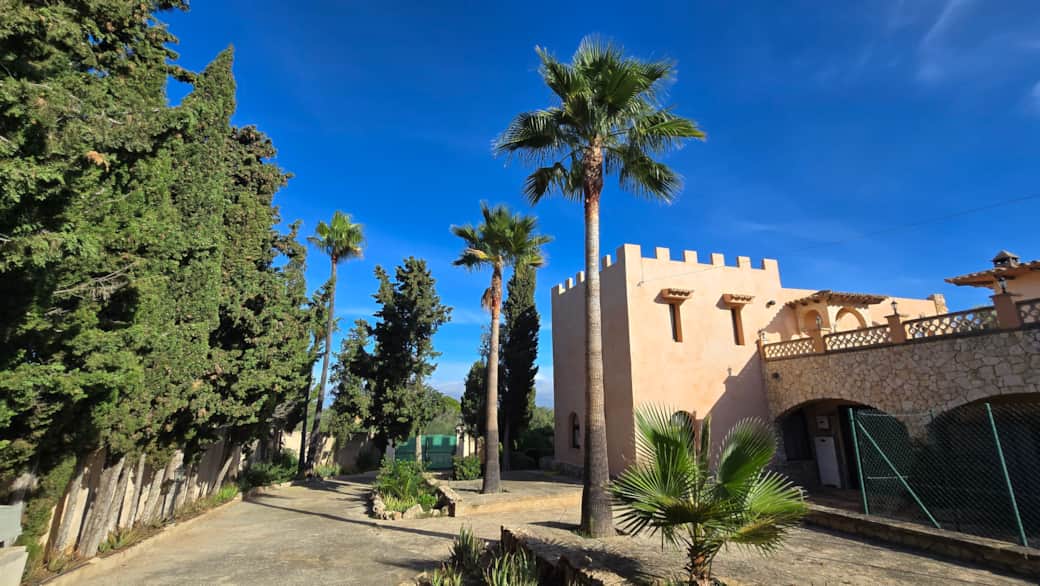 CASTELL BOHIO 2025 10 25 (13) CASTELL BOHIO 2025 10 25 (13)