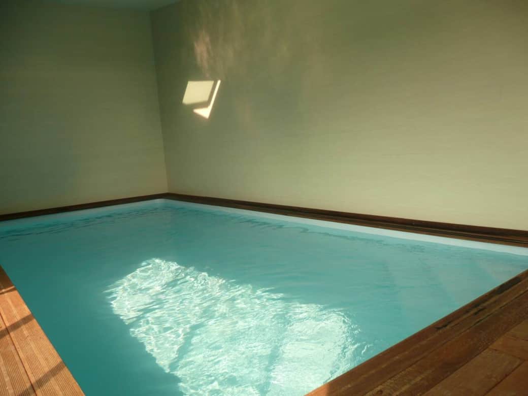 Piscine intérieure 7 mètres par 3 Piscine intérieure 7 mètres par 3