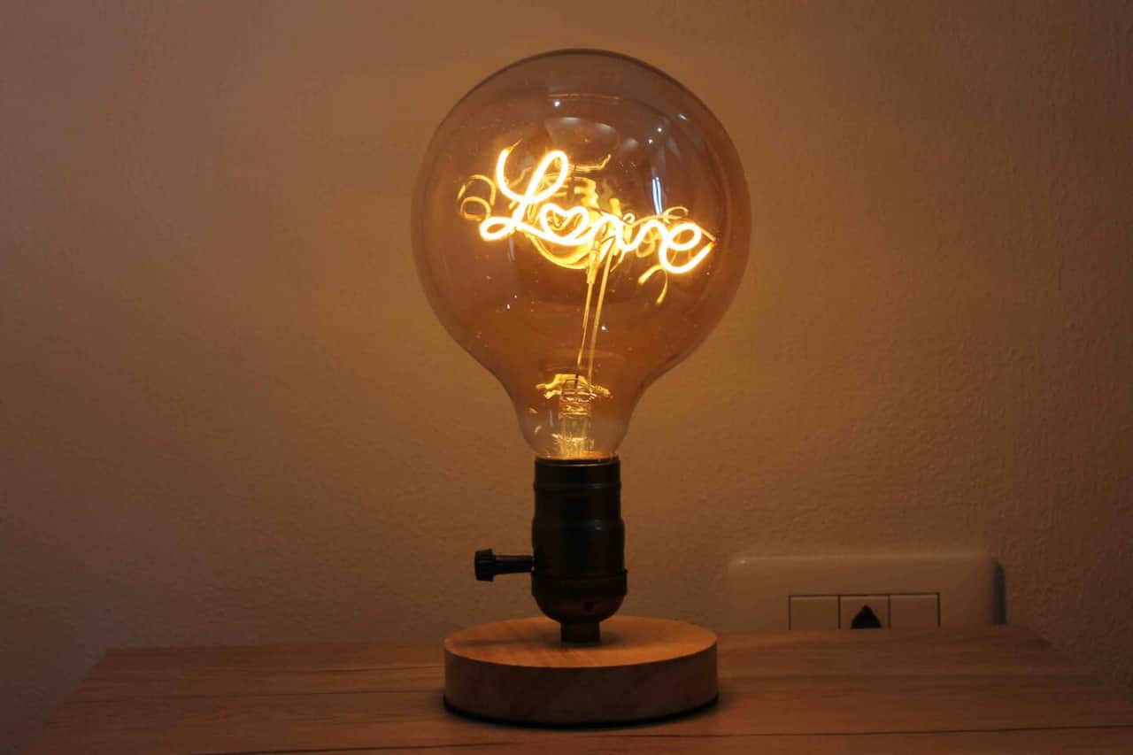 Use stylish reading lamps to set a more intimate mood during the evening.