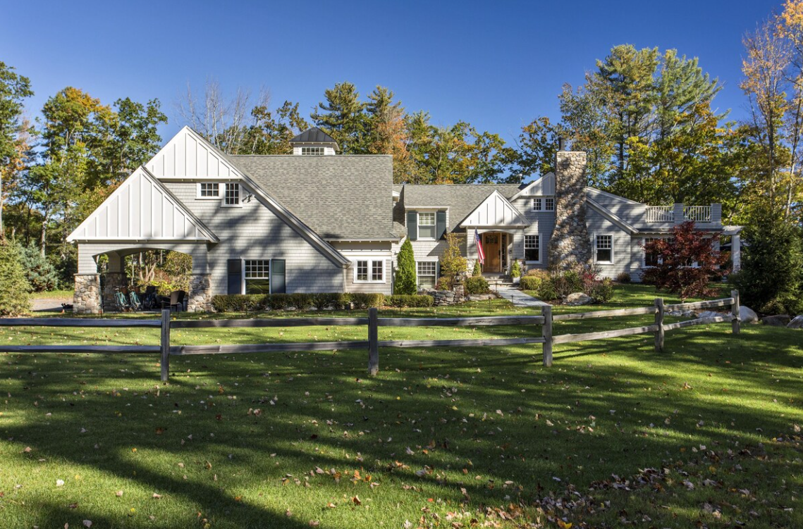 Front View of River House