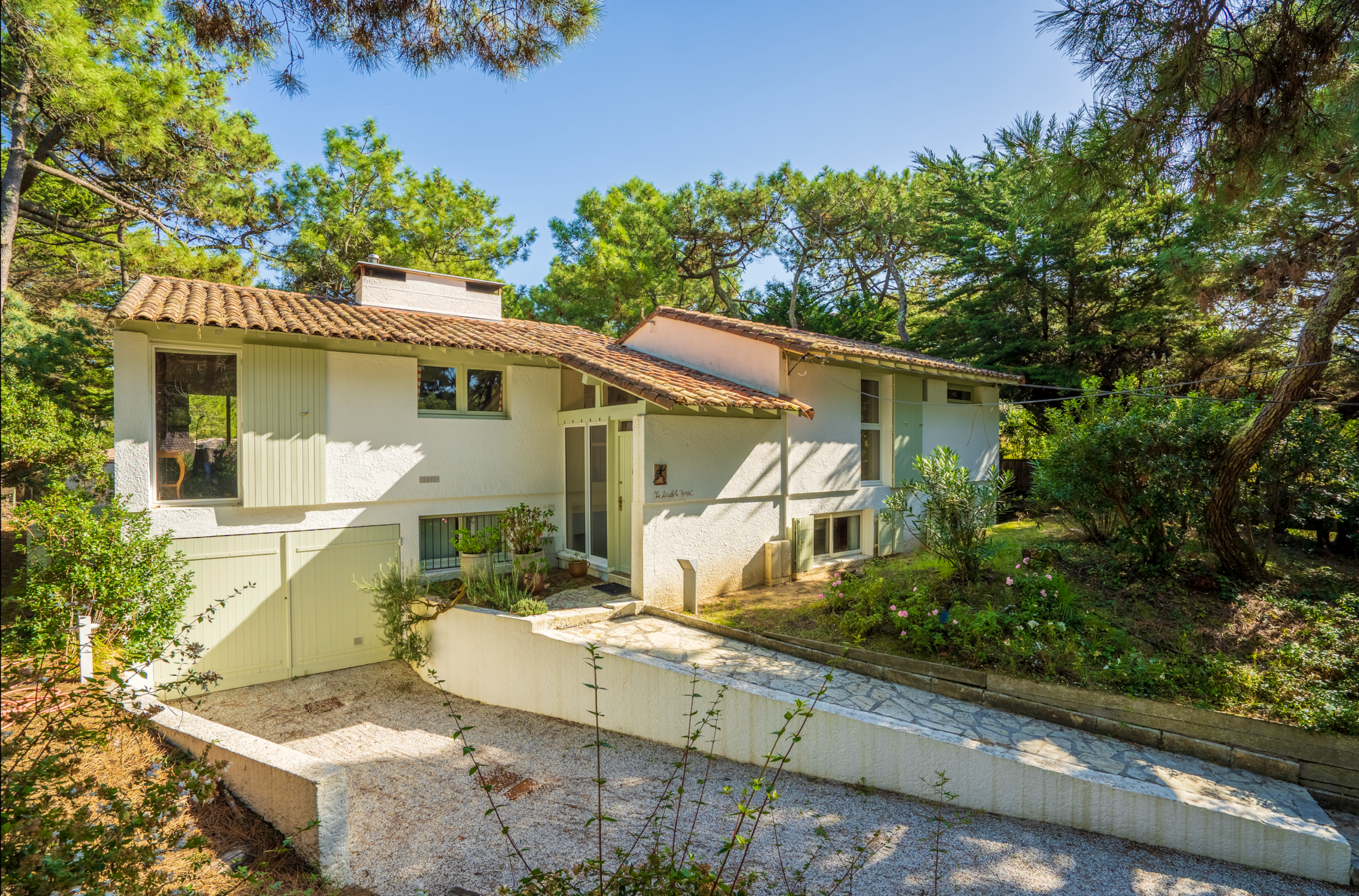 Villa Roxane — photo 2