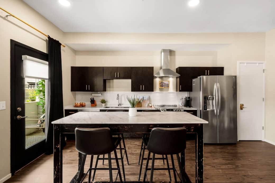 Beautiful cook-ready kitchen